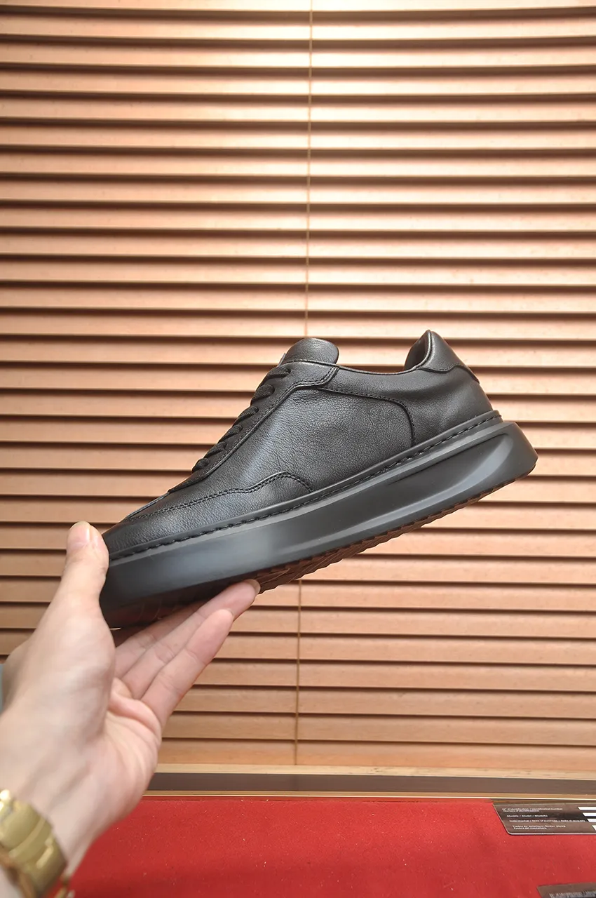Men's shoes 💰520💶[PRADA] Top original, new season, high quality original goods, top high mercerized cowhide combined with original breathable fabric + imported glue, imported stretch fabric inside with original cowhide feet, original thick outsole! Quality guaranteed! Code 38-45 (45 customized)